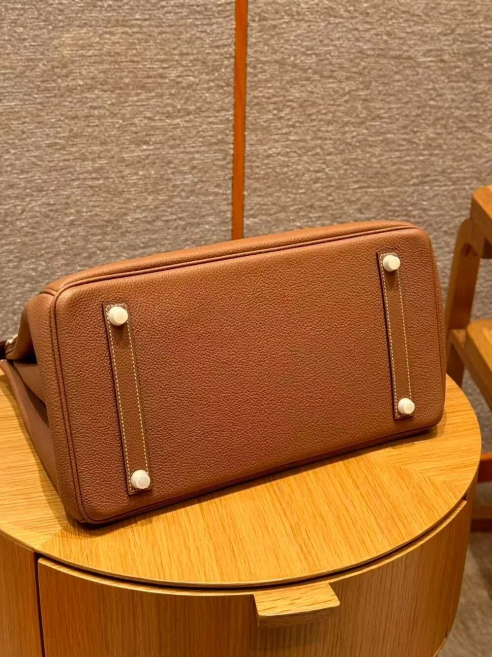 Classic Hermes Bag: A Stylish and Versatile Choice for Elegance
